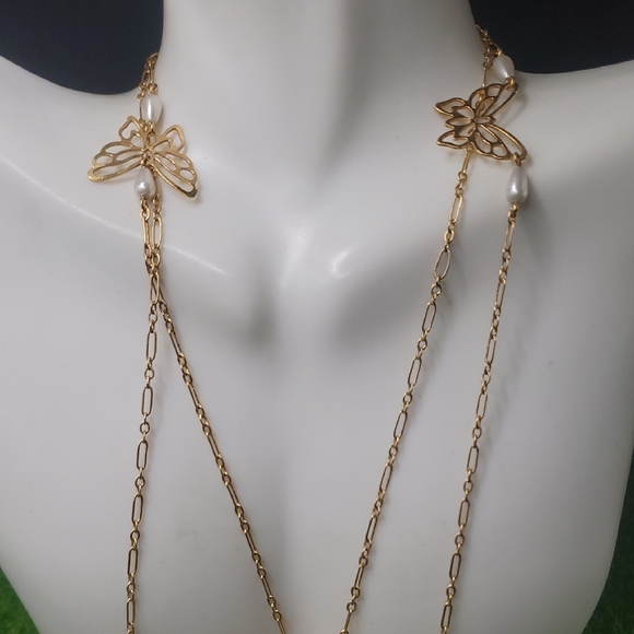 Miriam Haskell Unsigned Vintage Clip On Earrings And Butterfly Necklace Set S1 - Picture 3 of 5